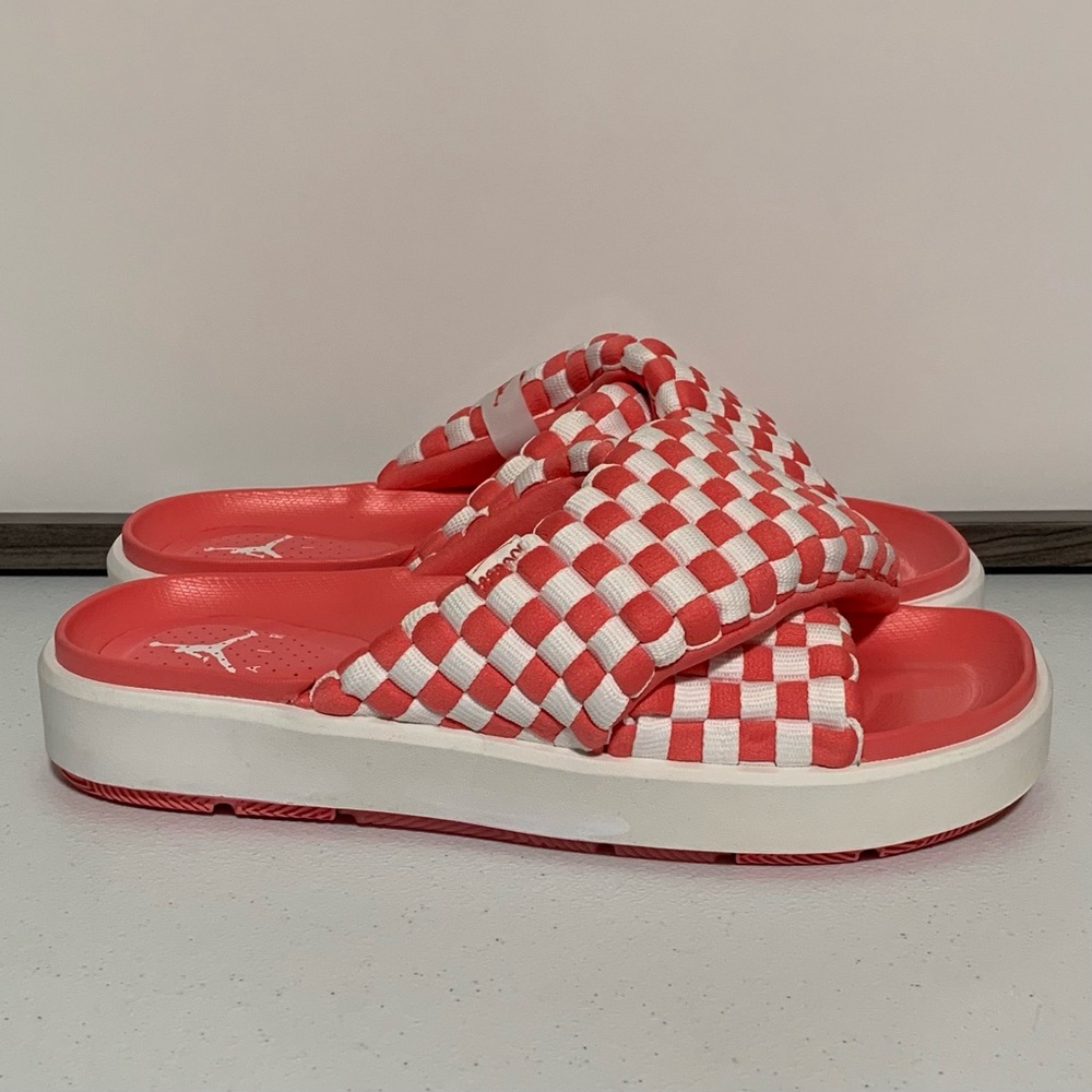 Nike Jordan Women’s Sophia 'Sea Coral Sail' Slide Sandals-Size 12 New